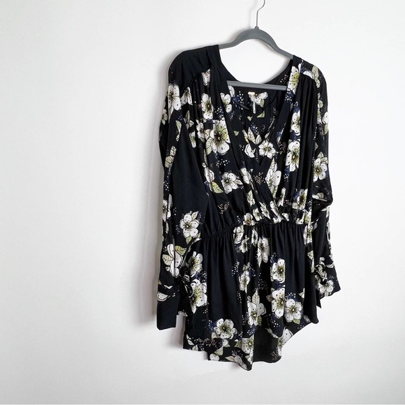 Free People Floral Surplice Tunic Top Large Black - Picture 2 of 9